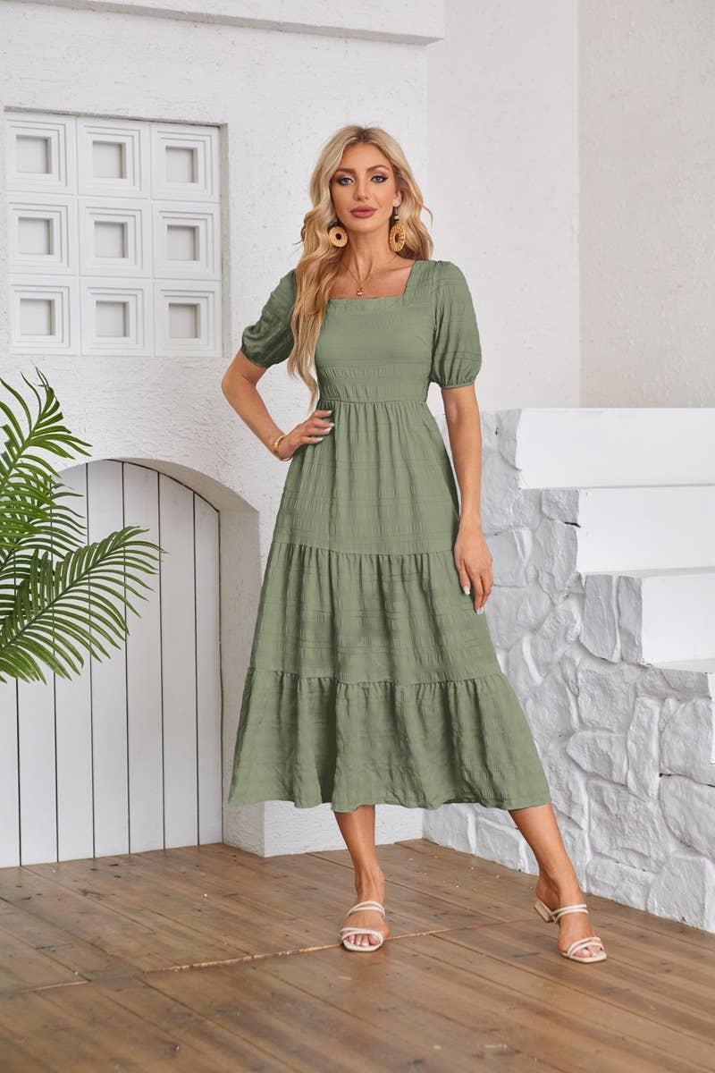 Square neck pleated short-sleeved dress