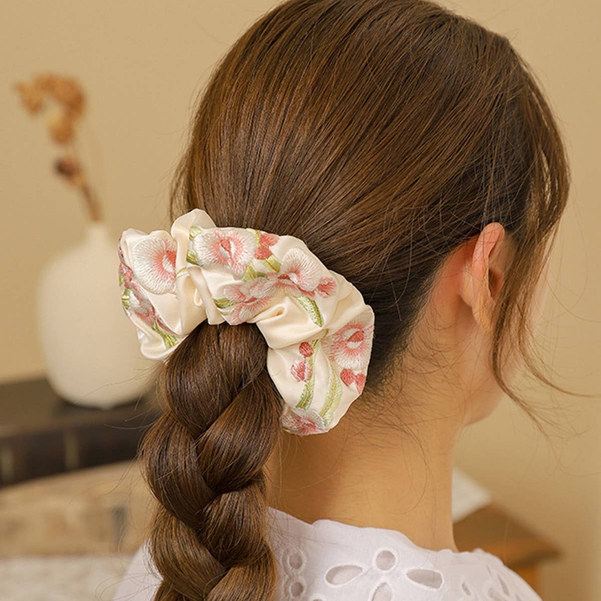 Orchid Embroidered Hair Tie for Qipao_CWAHA5412