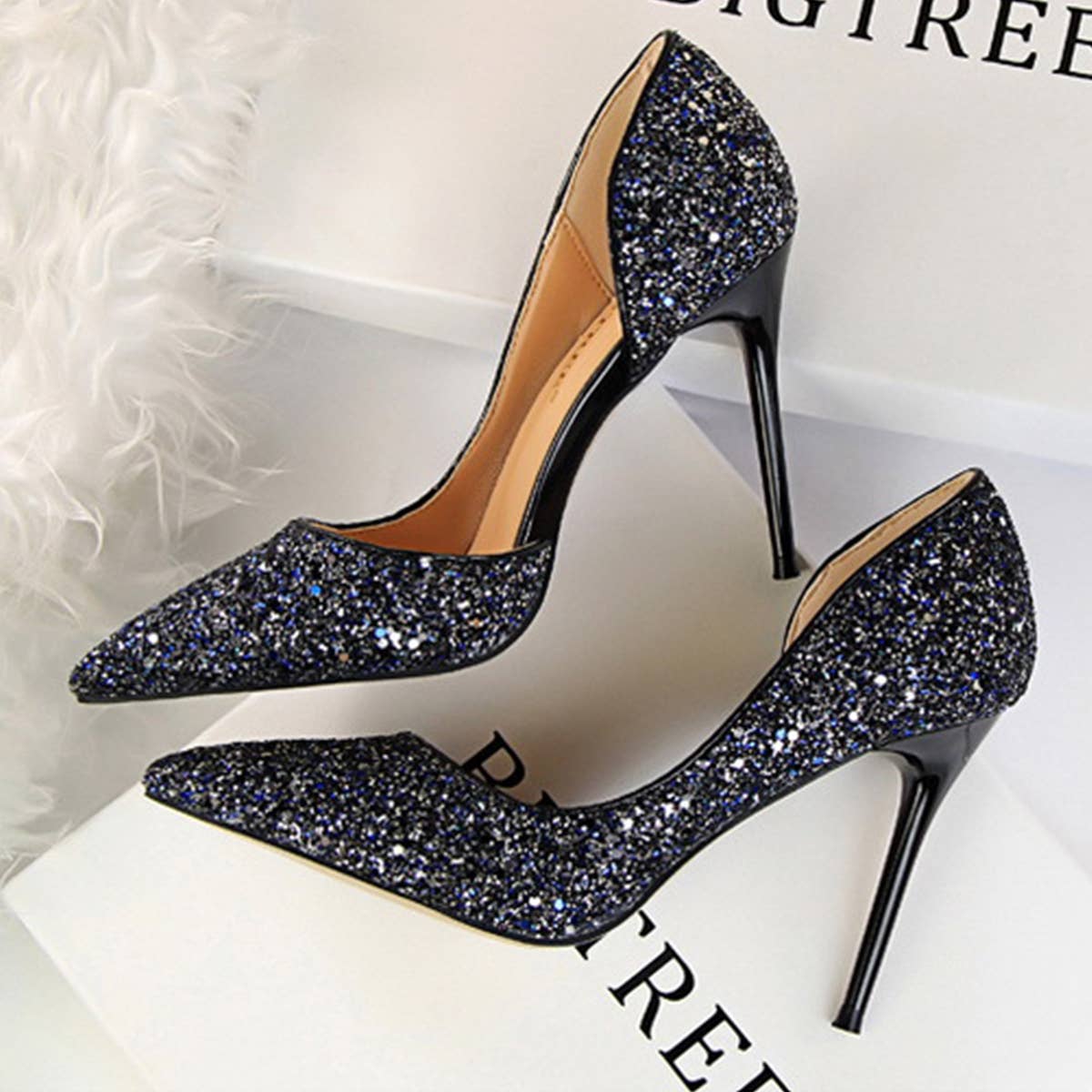 WOMEN POINTY SIDE HOLLOWED SEQUINED HIGH HEELS