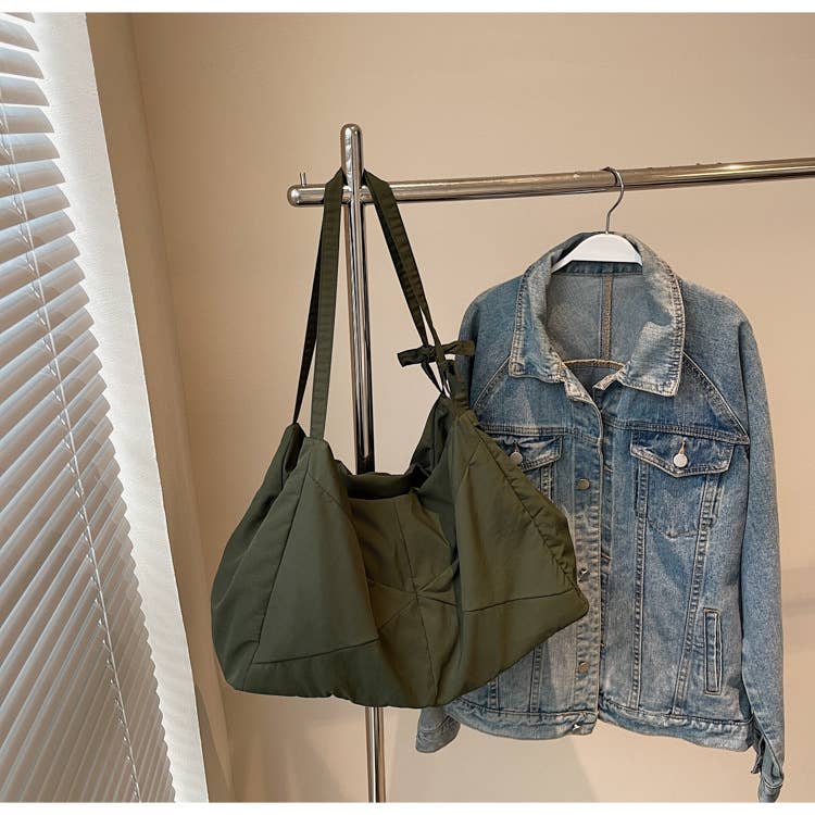 Large-capacity trendy casual single-shoulder bag