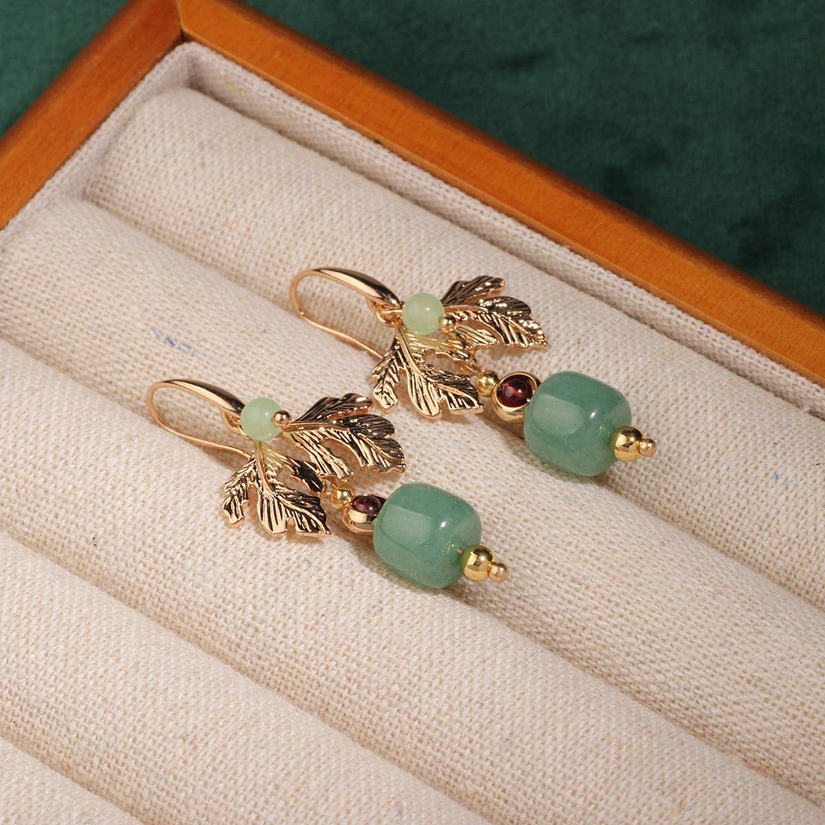 NEW SIMPLE ETHNIC STYLE RETRO TEMPERAMENT EARRINGS