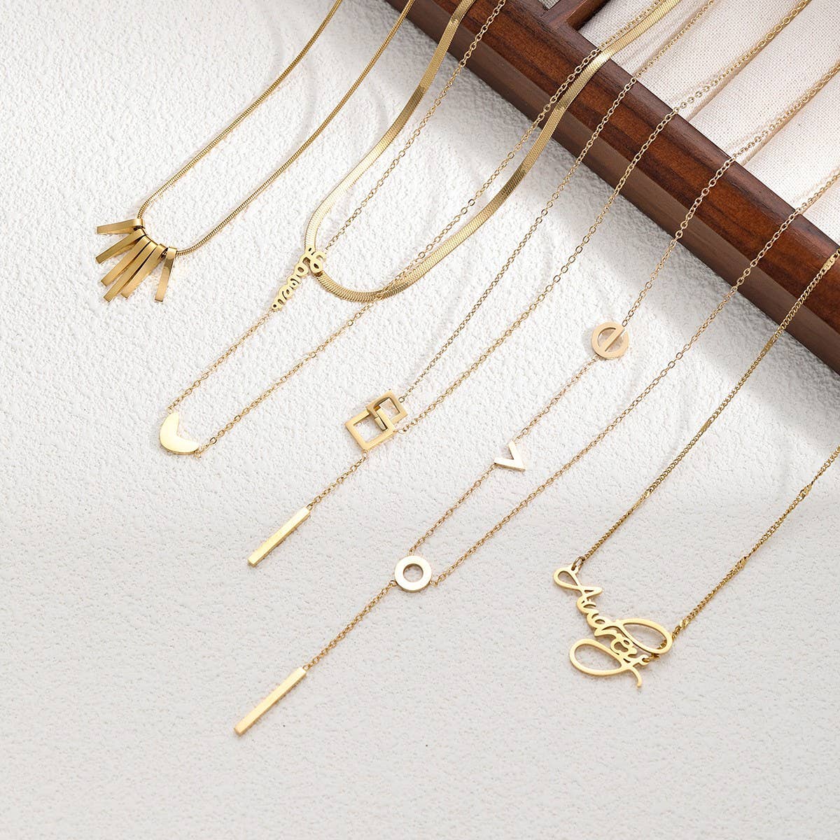 NICHE DESIGN TITANIUM STEEL NON-FADING NECKLACE_CWMM3576