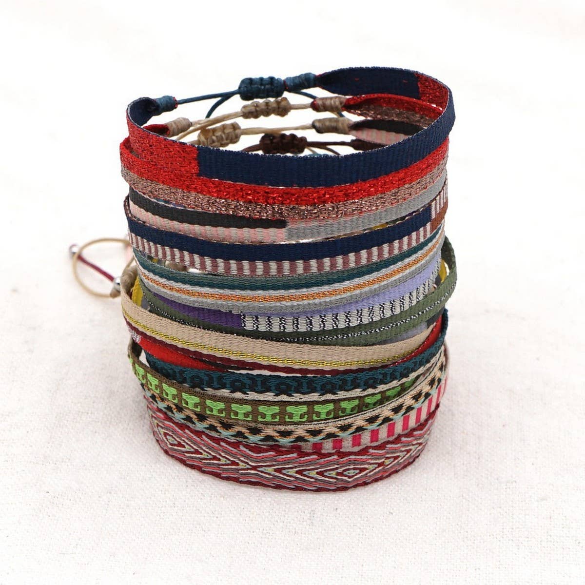 CWAJE4556_BOHEMIAN RIBBON HAND-WOVEN BRACELET