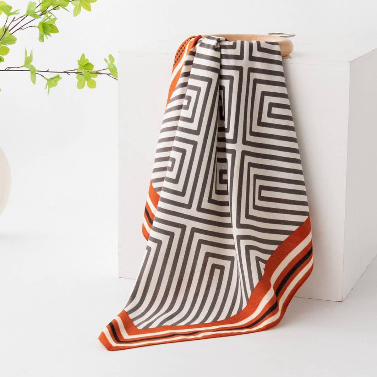 STRIPE PRINT VINTAGE SCARF_CWASC0933