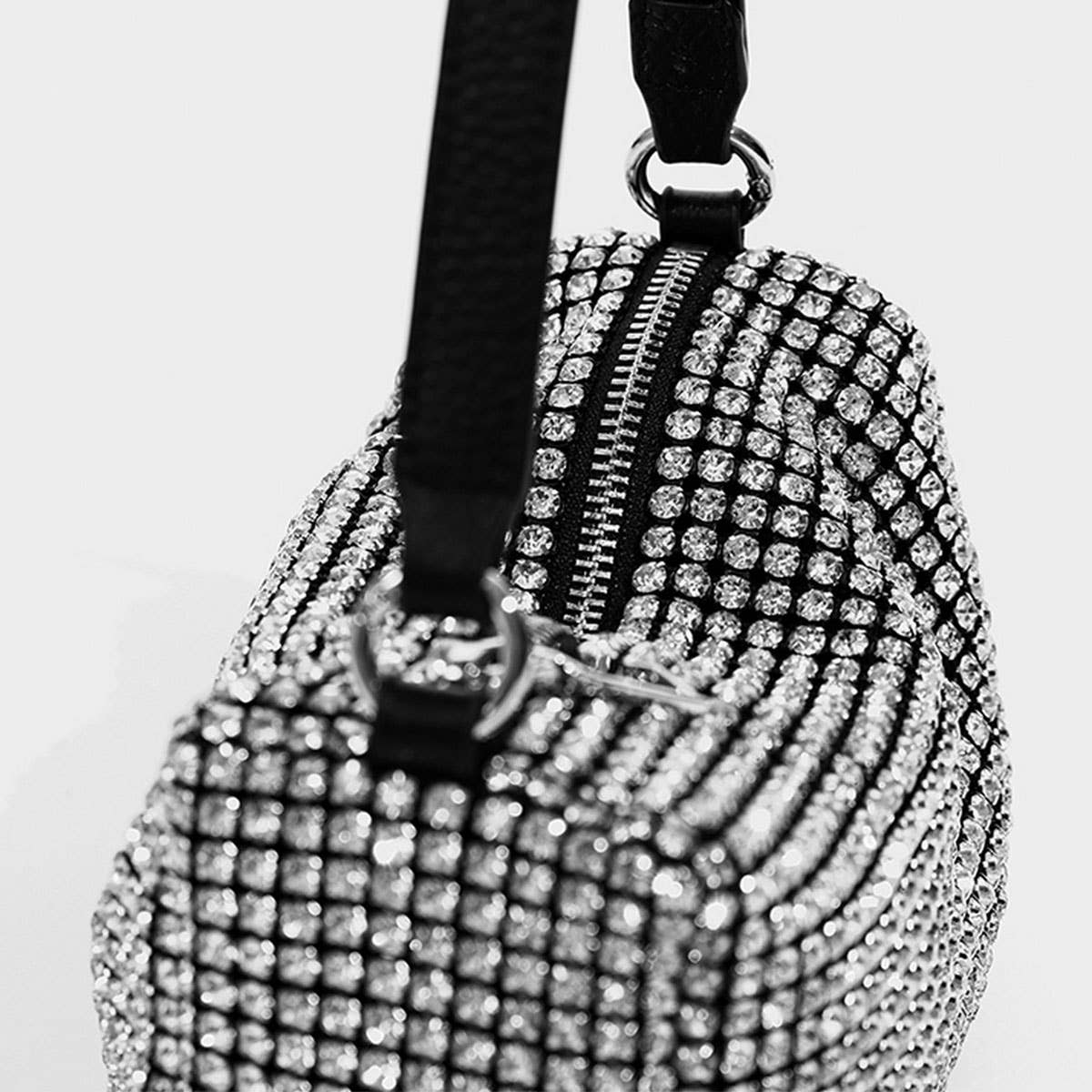 FASHION SMALL SQUARE RHINESTONE EVENING BAG_CWAB3581