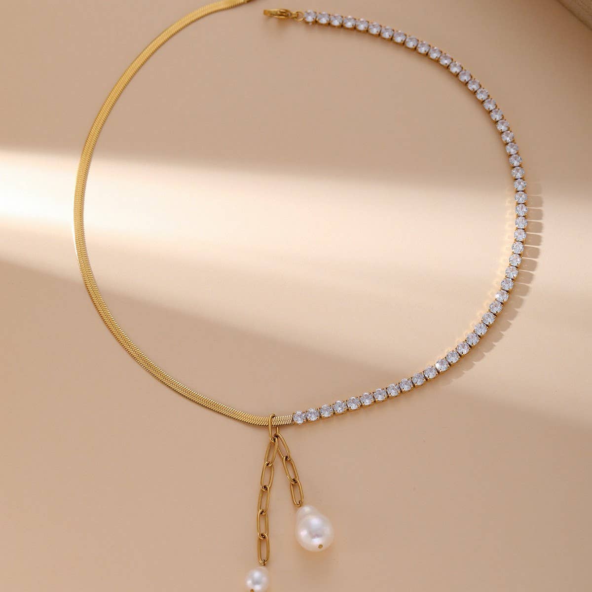 FRESHWATER PEARL MULTI-LAYER LINE STITCHINGNECKLACE