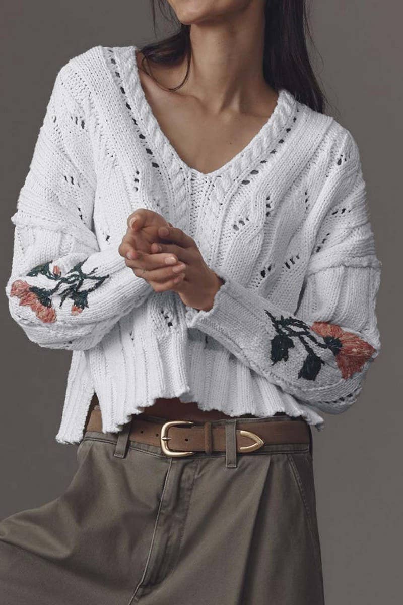 CWOSWL07448_V NECK FLORAL EMBROIDERED CROPPED KNIT SWEATER