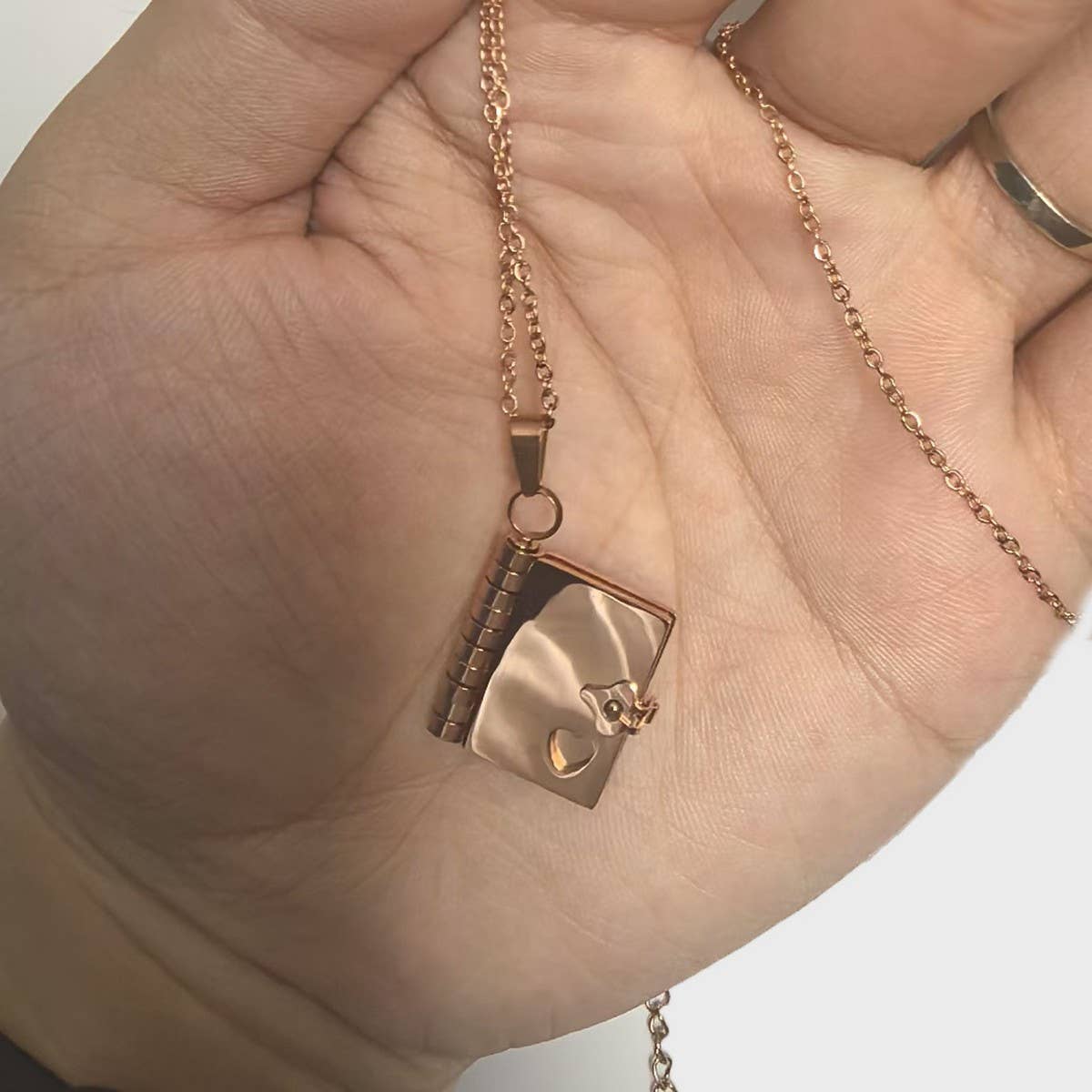 Couple Open and Close Book Pendant Necklace