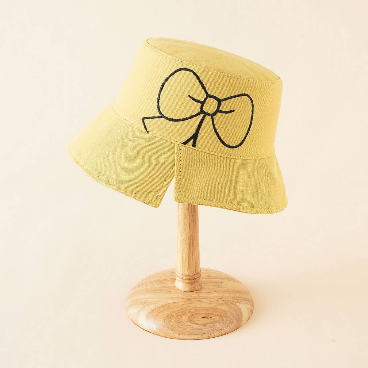 STYLISH WIDE BRIM BOW EMBROIDERED BUCKET HAT_CWAH1421
