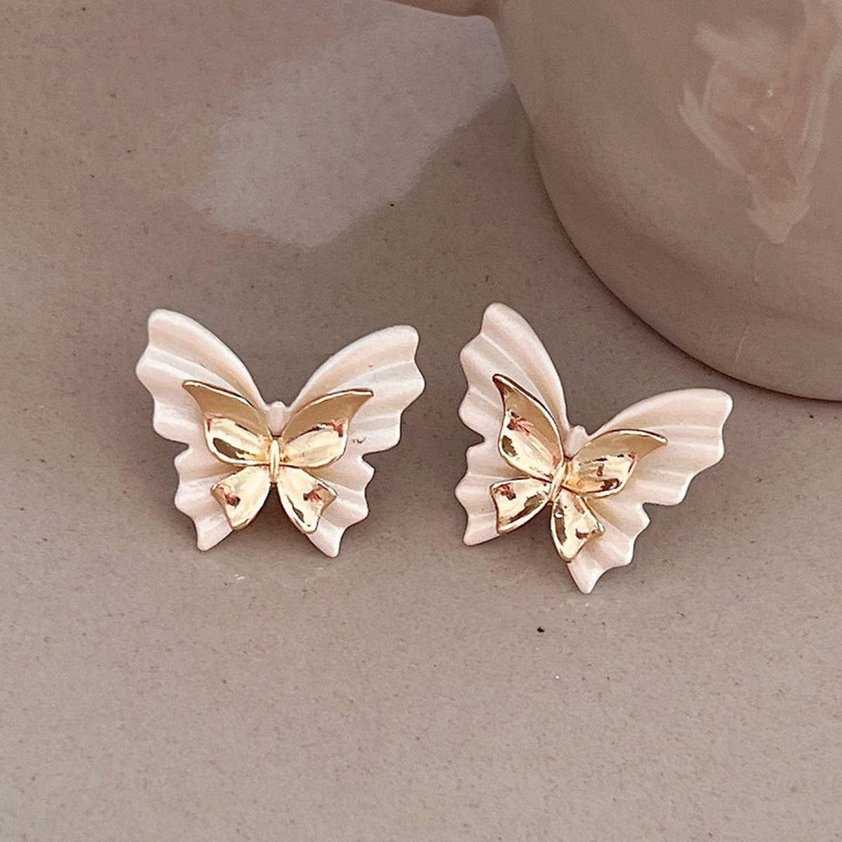EXQUISITE DOUBLE LAYER BUTTERFLY EARRINGS_CWAJE2038