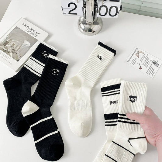 BLACK AND WHITE STRIPED MESH COTTON SOCKS_CWMS0956