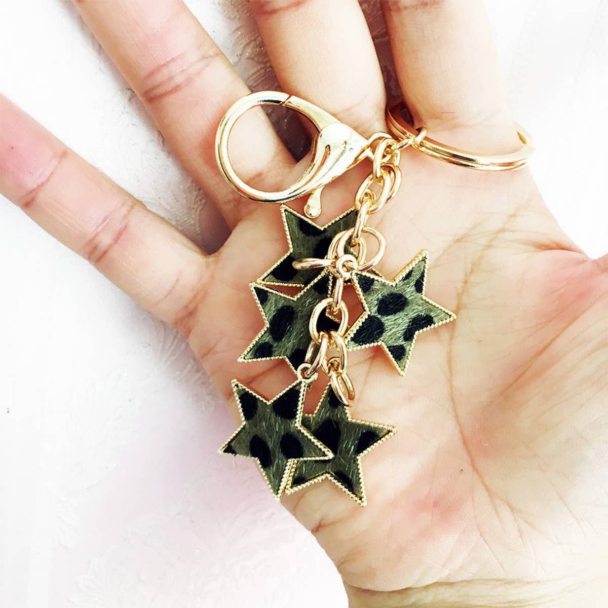 NEW LEOPARD PRINT FIVE-POINTED STAR KEYCHAIN
