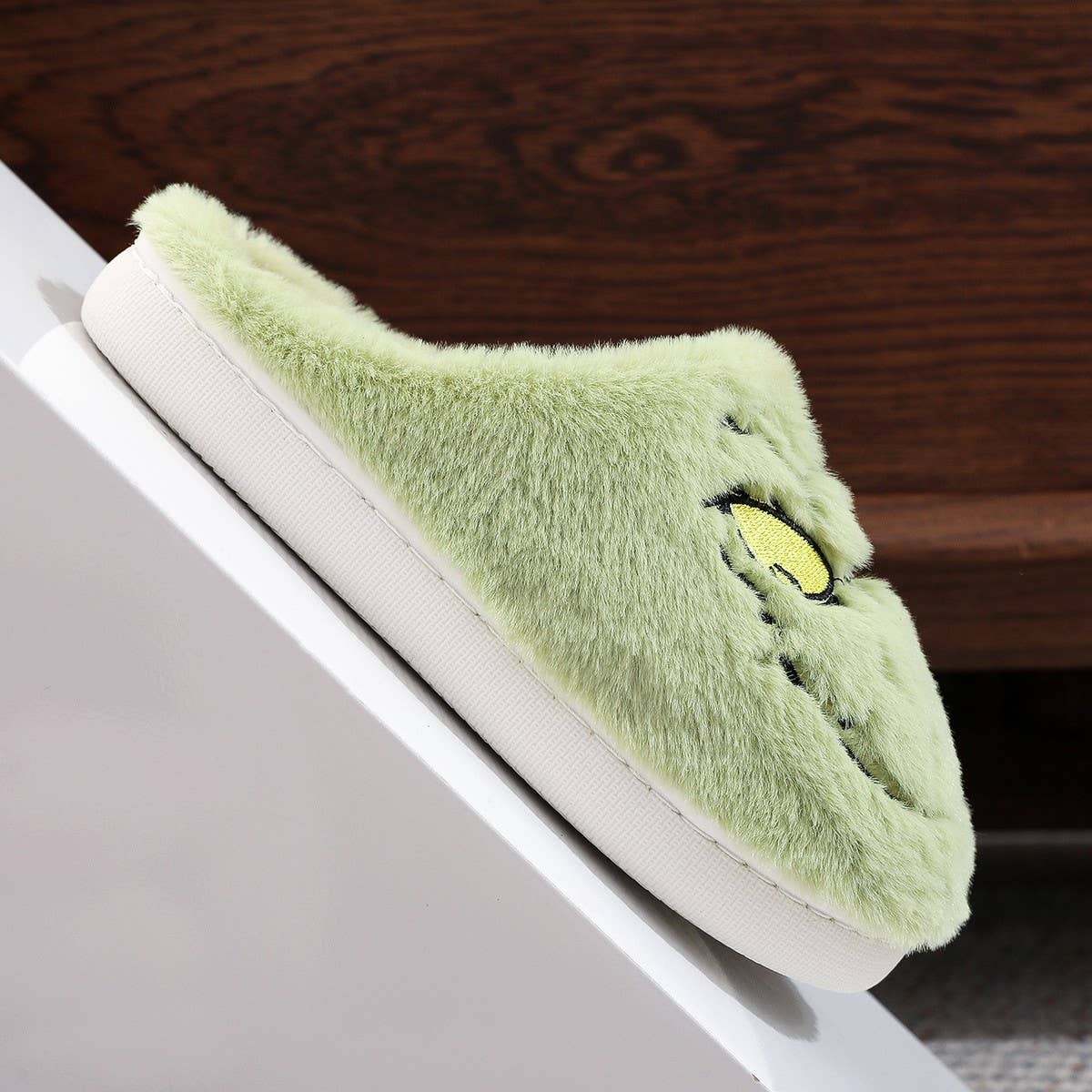 CHRISTMAS GREEN MONSTER GRINCH COTTON SLIPPERS