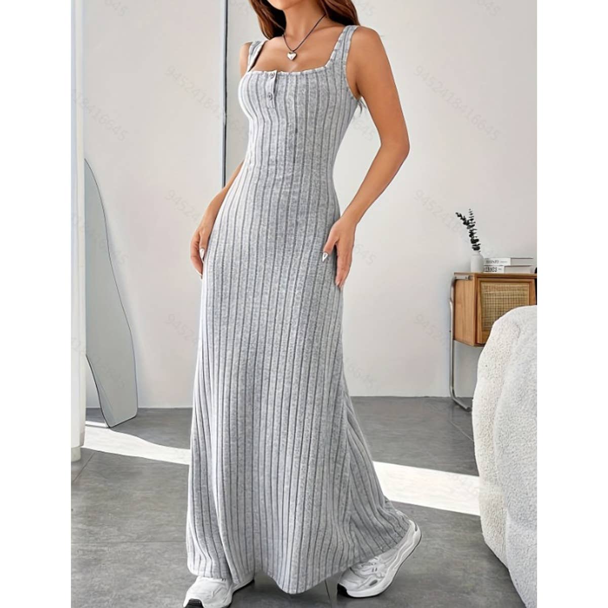 WOMEN'S SOLID COLOR HALTER STRIPED SLIM DRESS_CWDMD1401