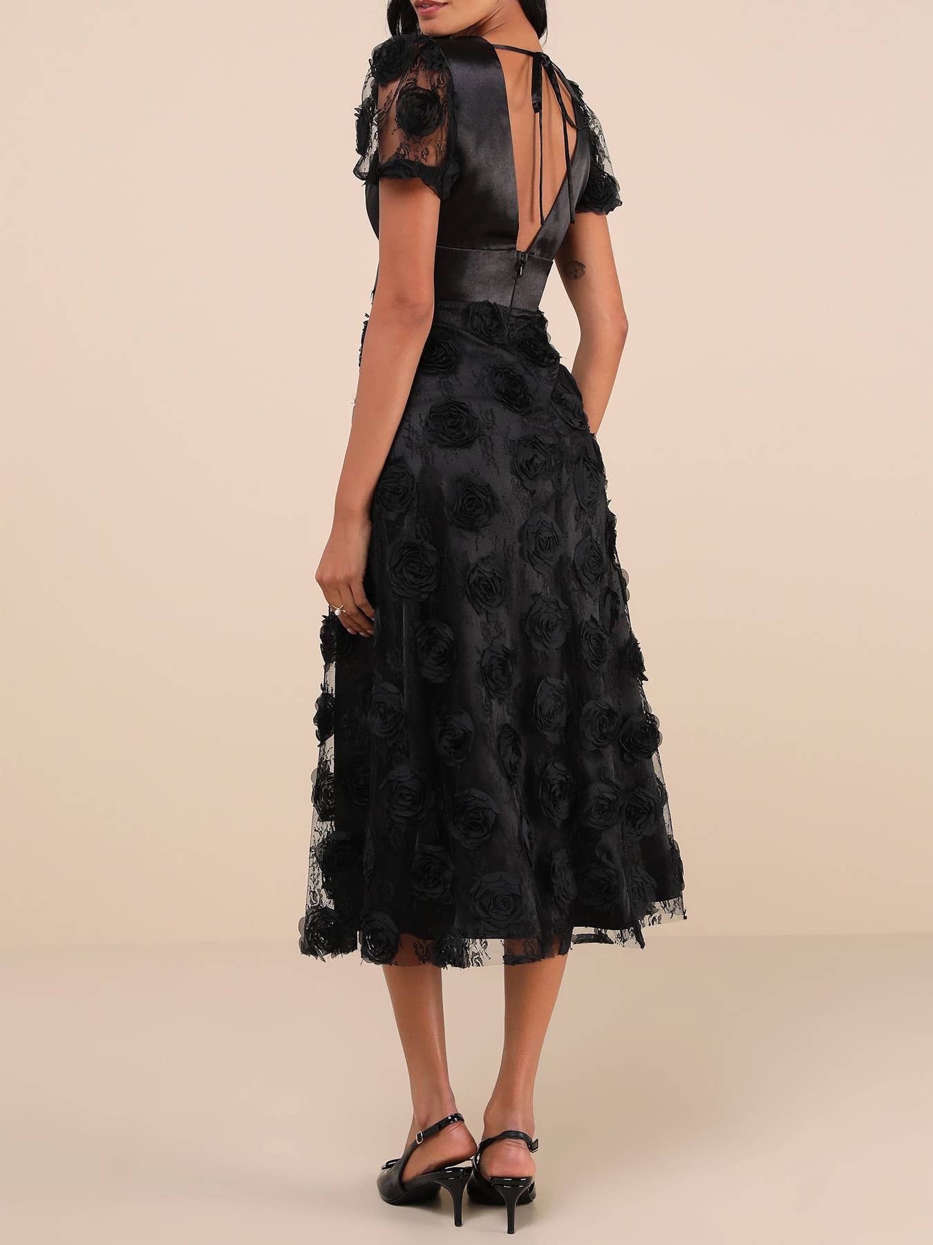 MESH SPLICED SHORT SLEEVE V-NECK 3D ROSE DRESS