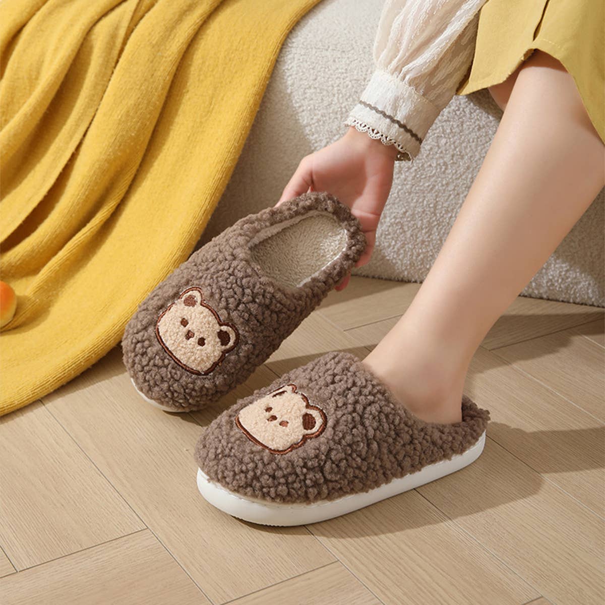 CUTE CARTOON BEAR PLUSH WARM COTTON SLIPPERS