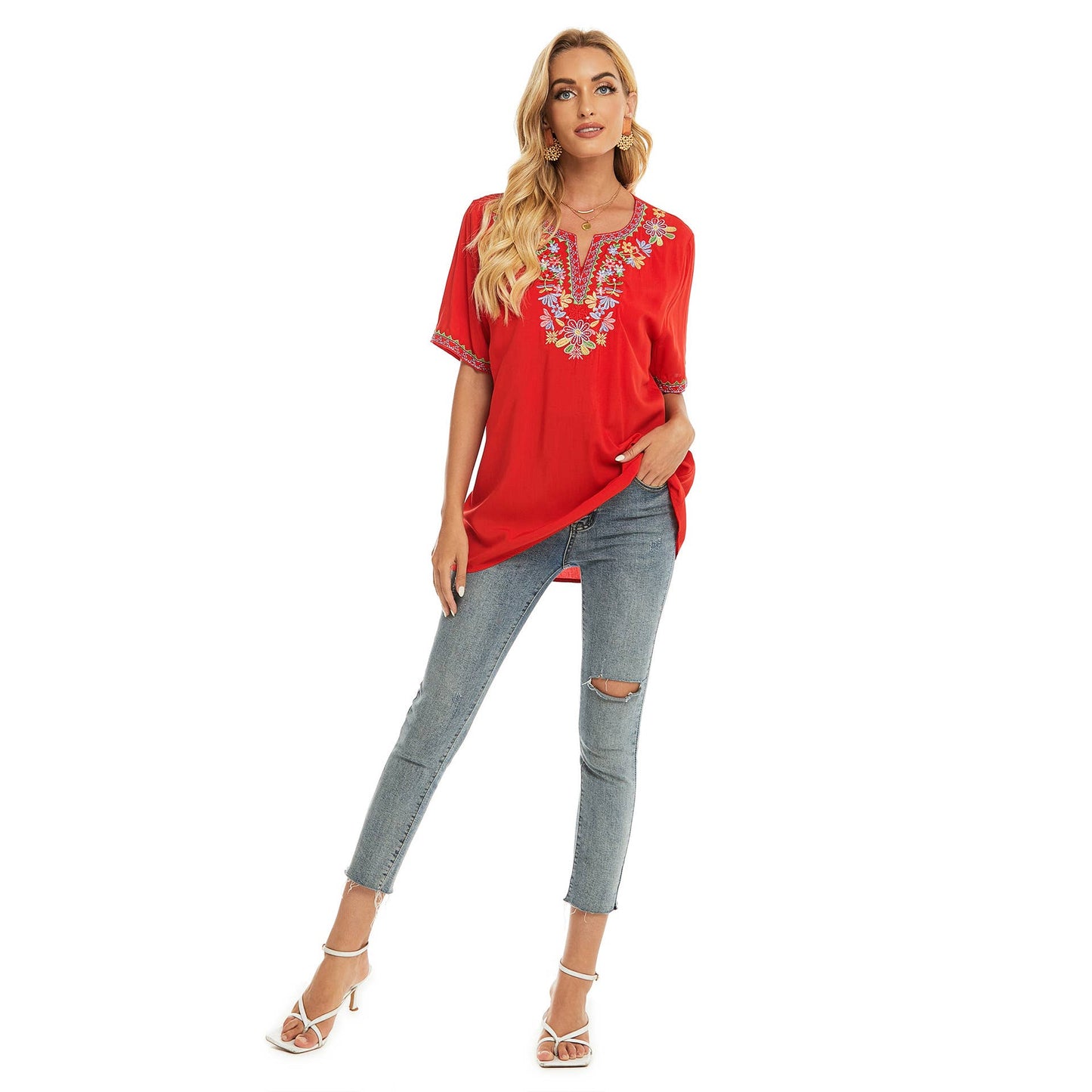 Embroidered loose V-neck short-sleeved shirt
