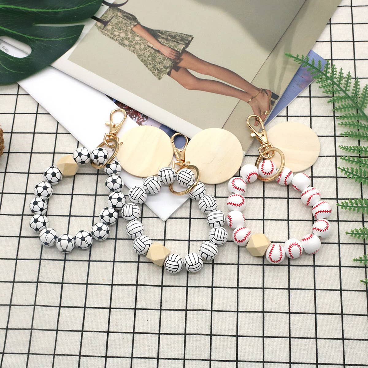 2024 PRINTED WOODEN BEAD BRACELET KEYCHAIN_CWMM1572