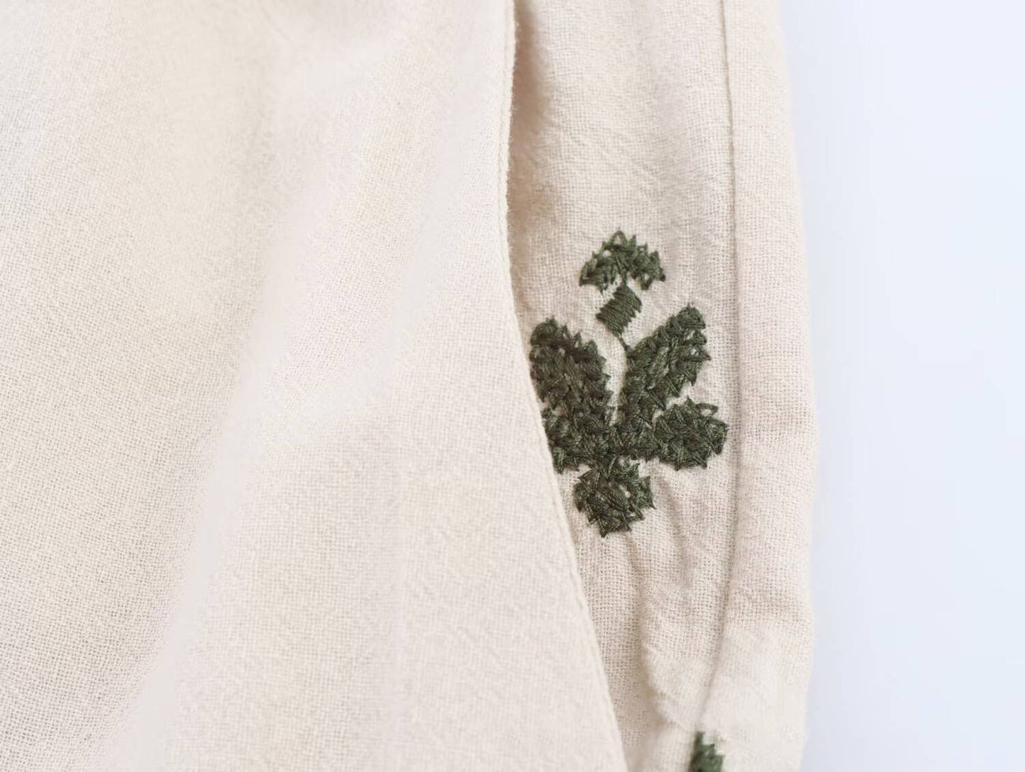 Fashion versatile embroidered casual trousers