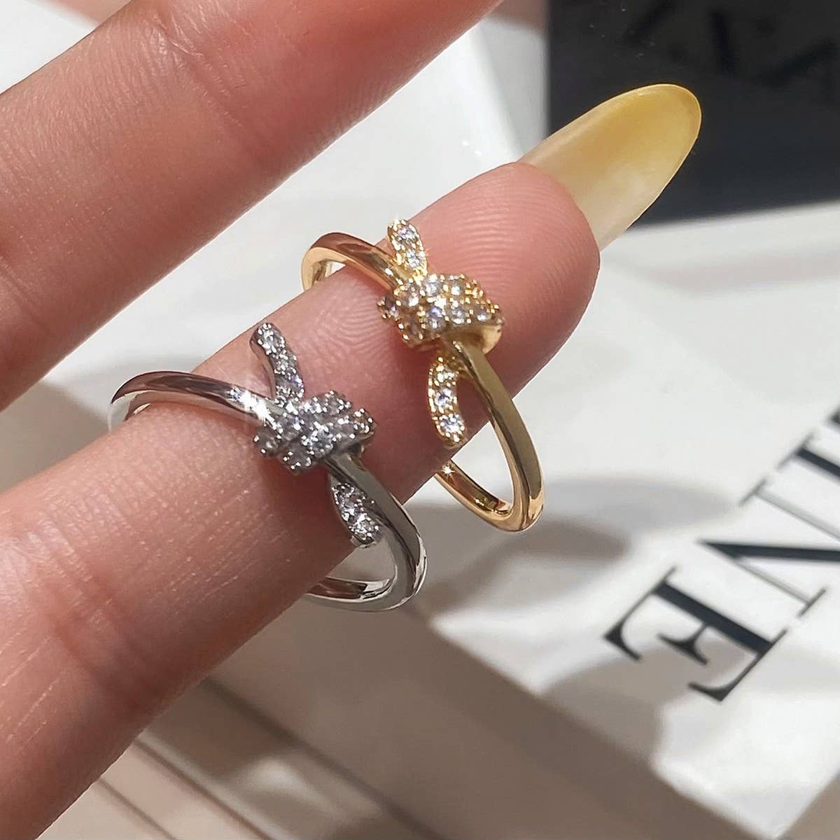 FASHIONABLE AND HIGH-END SIMPLE ZIRCON OPEN RING_CWAJE3094