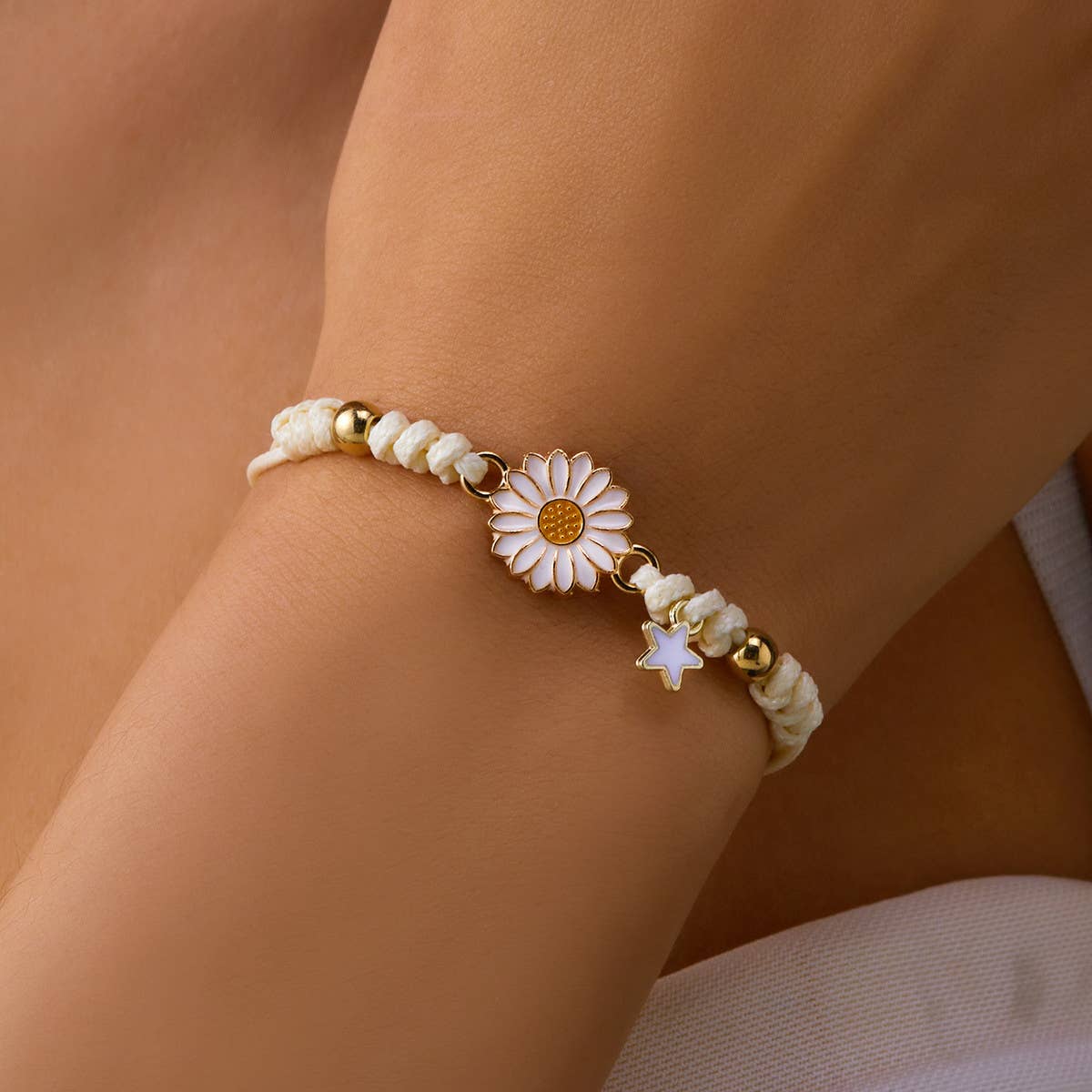 2024 NEW ALL-MATCH DAISY SUNFLOWER BRACELET_CWAJE2419