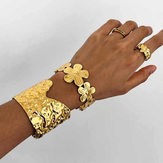 Minimalist 18K Gold Hammered Open Cuff Bracelet