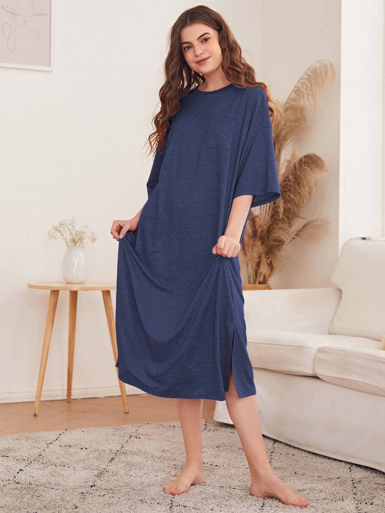 LONG, LOOSE AND COMFORTABLE ONE-STEP DRESS