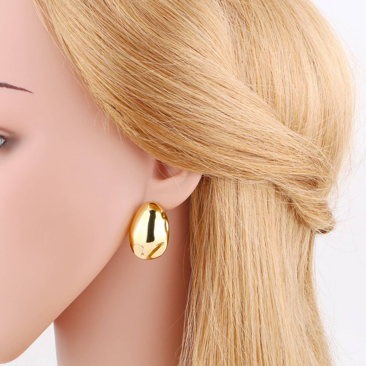 VERSATILE RETRO GOLD PLATED EARRINGS