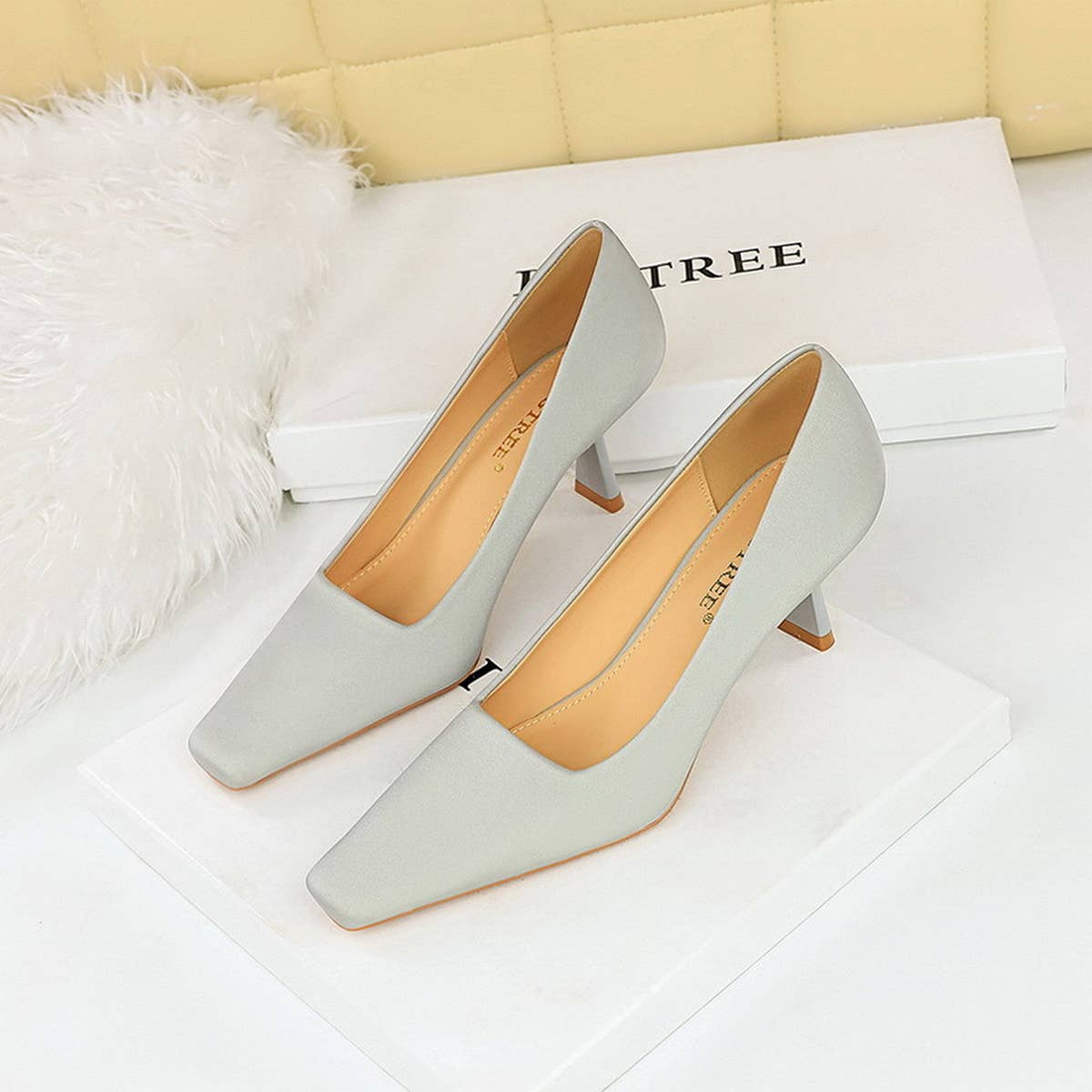 WOMEN SOLID COLOR SHALLOW POINTED TOE HIGH HEELS