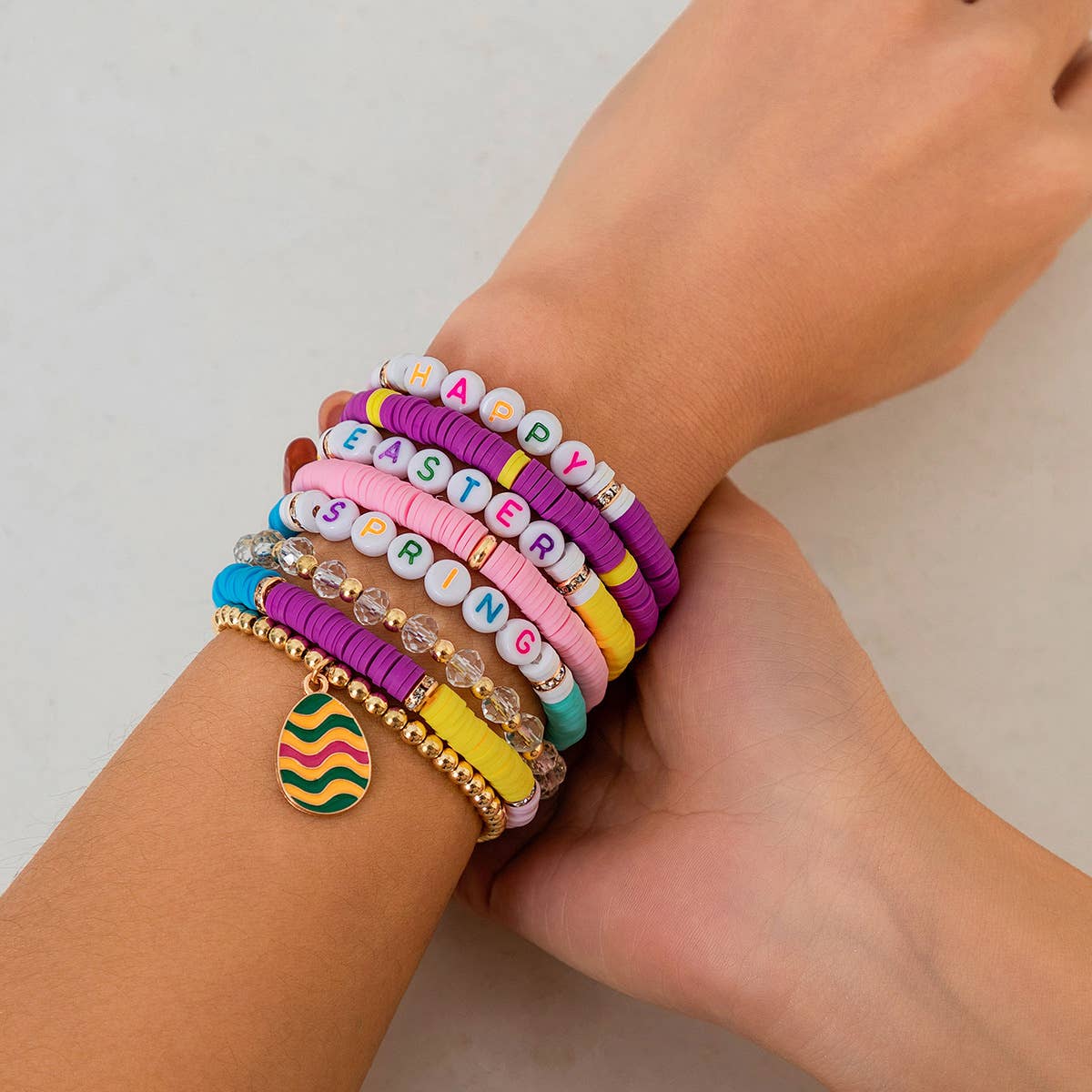 ALPHABET COLORFUL LOVE RABBIT BEADED BRACELET_CWAJE1482