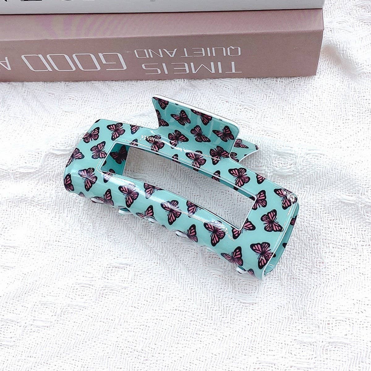 CWAHA1395_FRENCH VINTAGE SQUARE BUTTERFLY HAIR CLAW CLIP