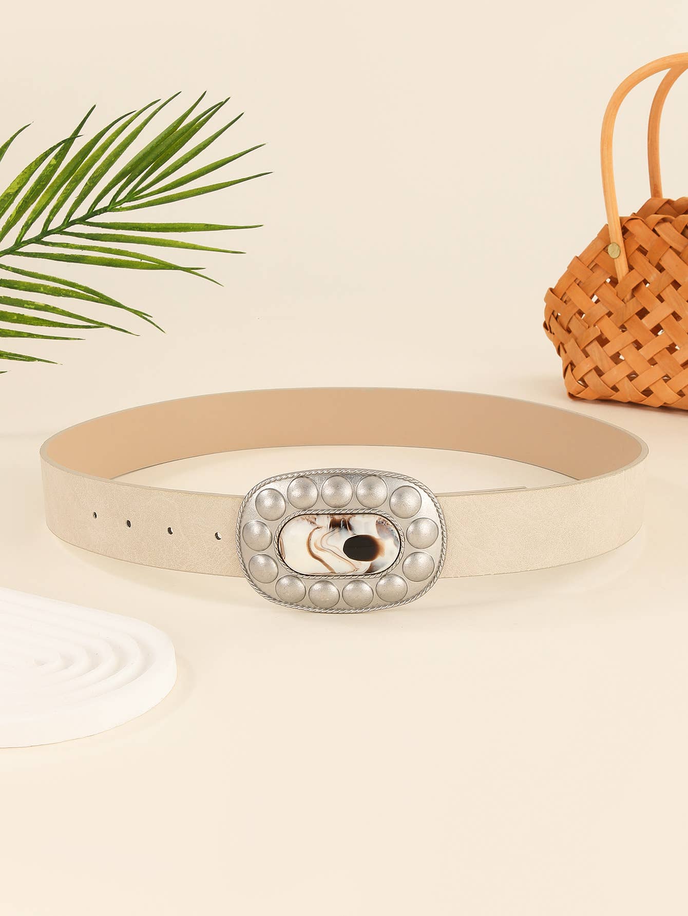 Light luxury versatile and fashionable belt