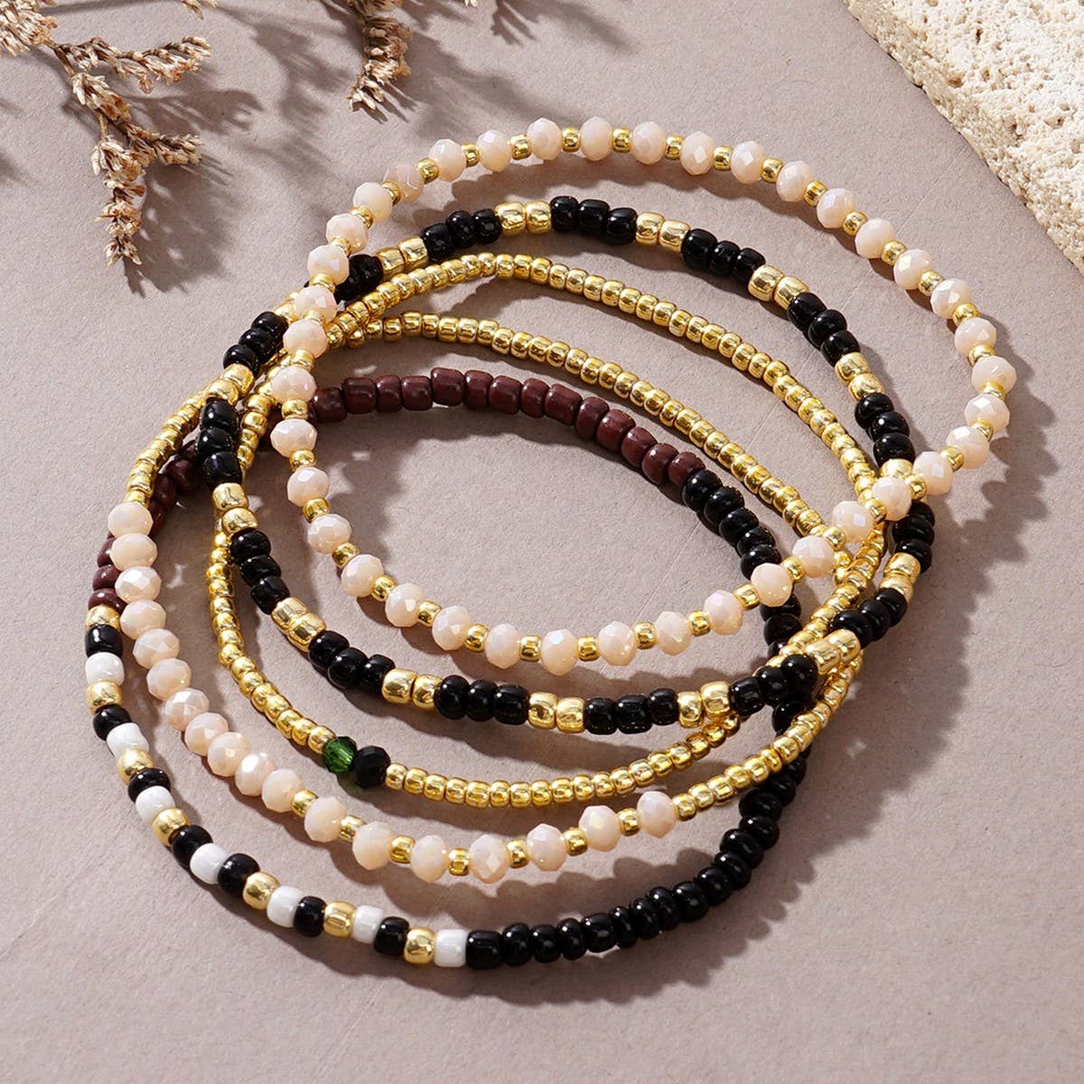 BOHEMIAN STACKED RICE BEAD BRACELET_CWMM3877