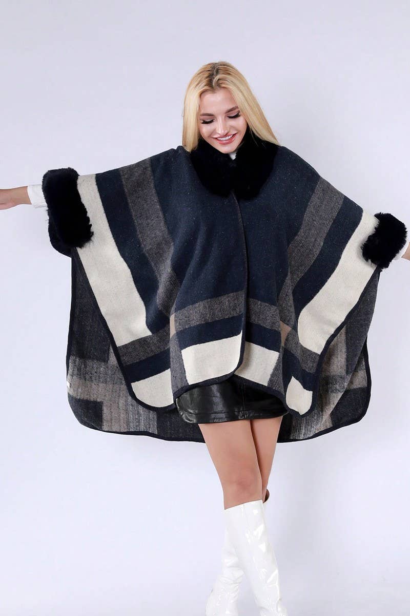 CWOCAL0972_FUR COLLAR HOODED CAPE LOOSE CARDIGAN