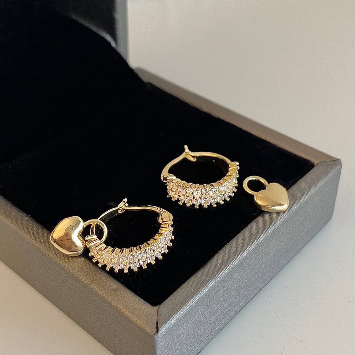 VALENTINE'S DAY ZIRCON HEART EARRINGS FOR WOMEN