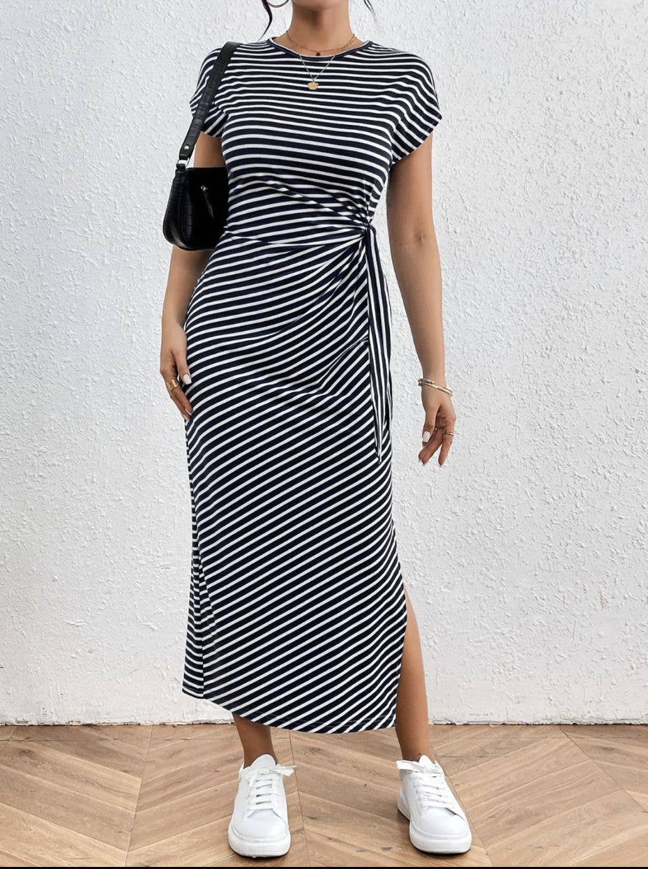 Striped slim-fit waist slimming round neck dress