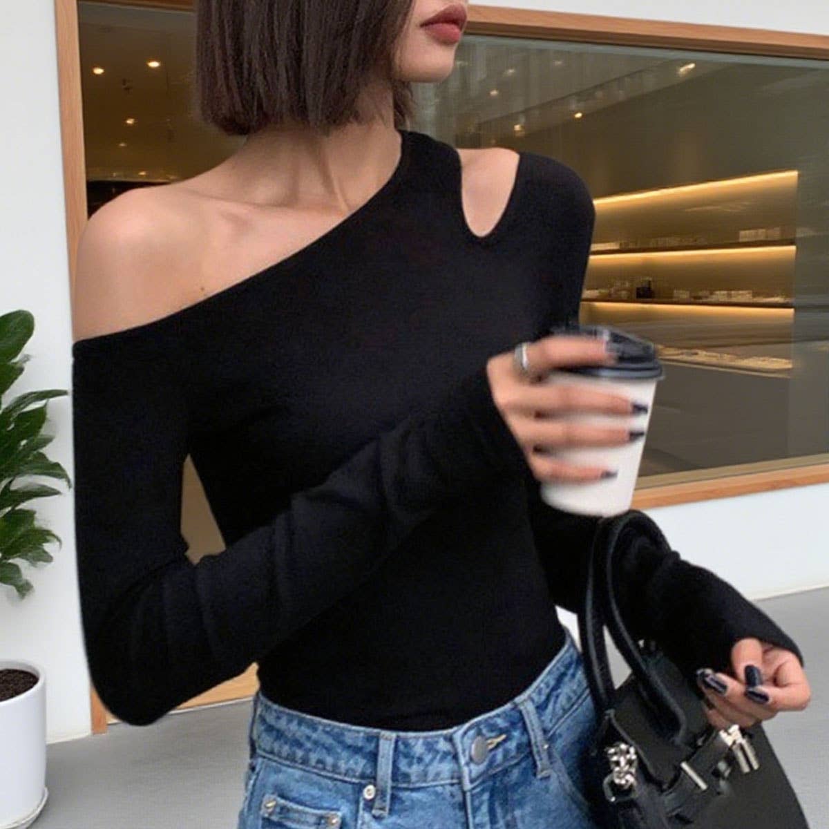 Sexy one-shoulder solid color slim bottom shirt