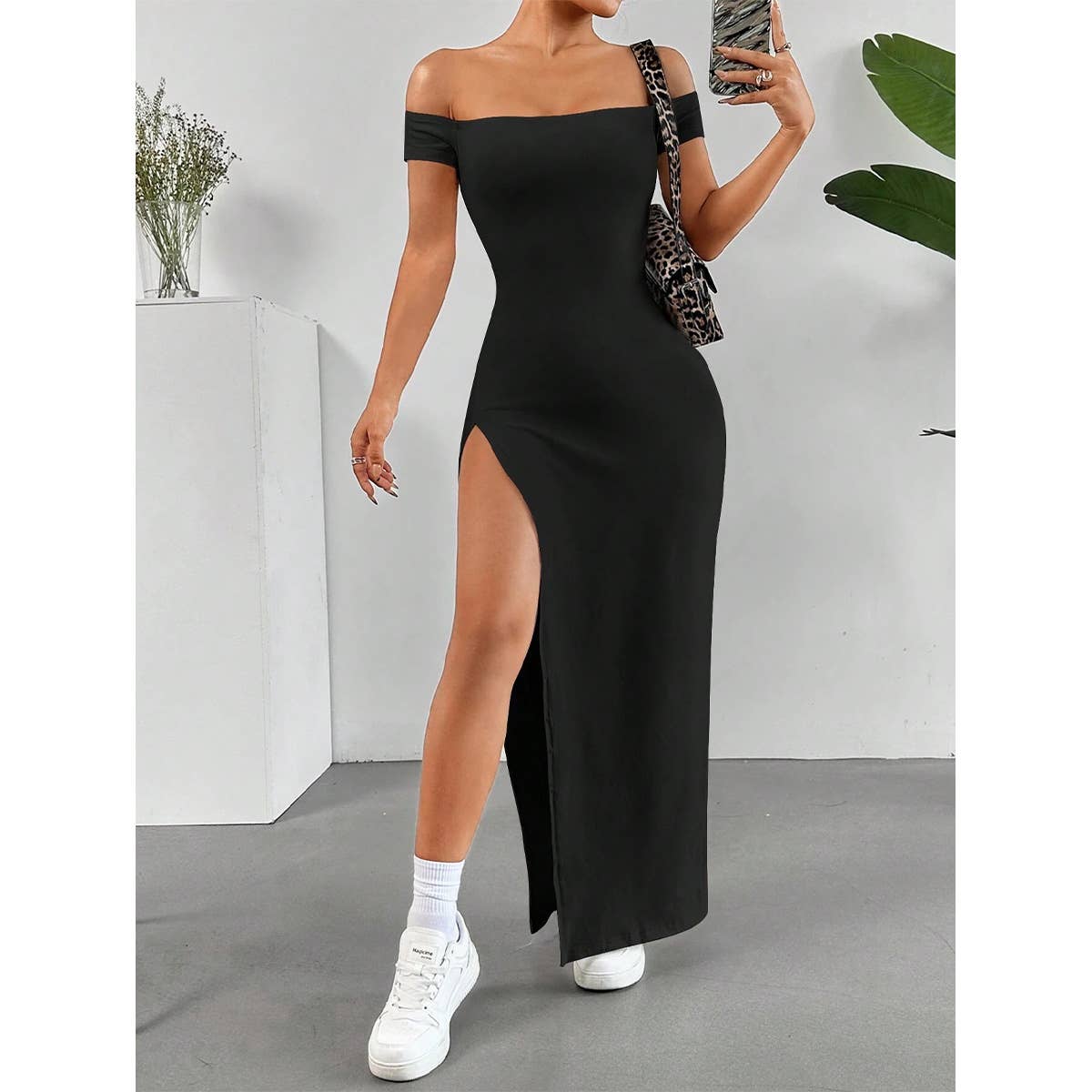 One-line neck high slit slim-fit long dress