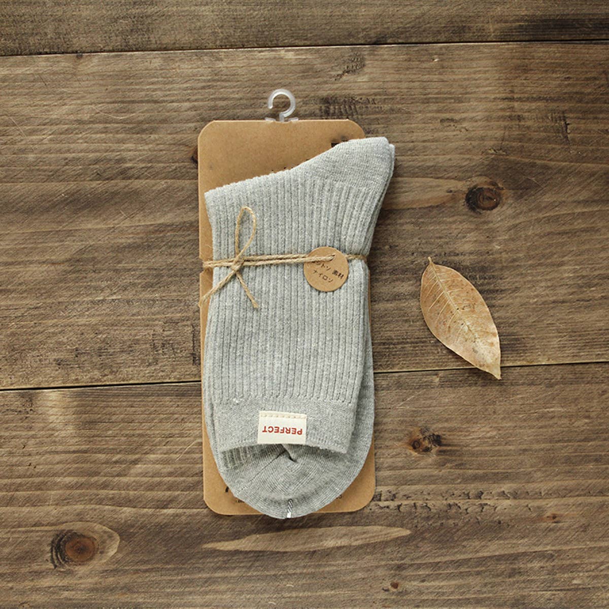 MEN'S AUTUMN AND WINTER MID-CALF SOCKS