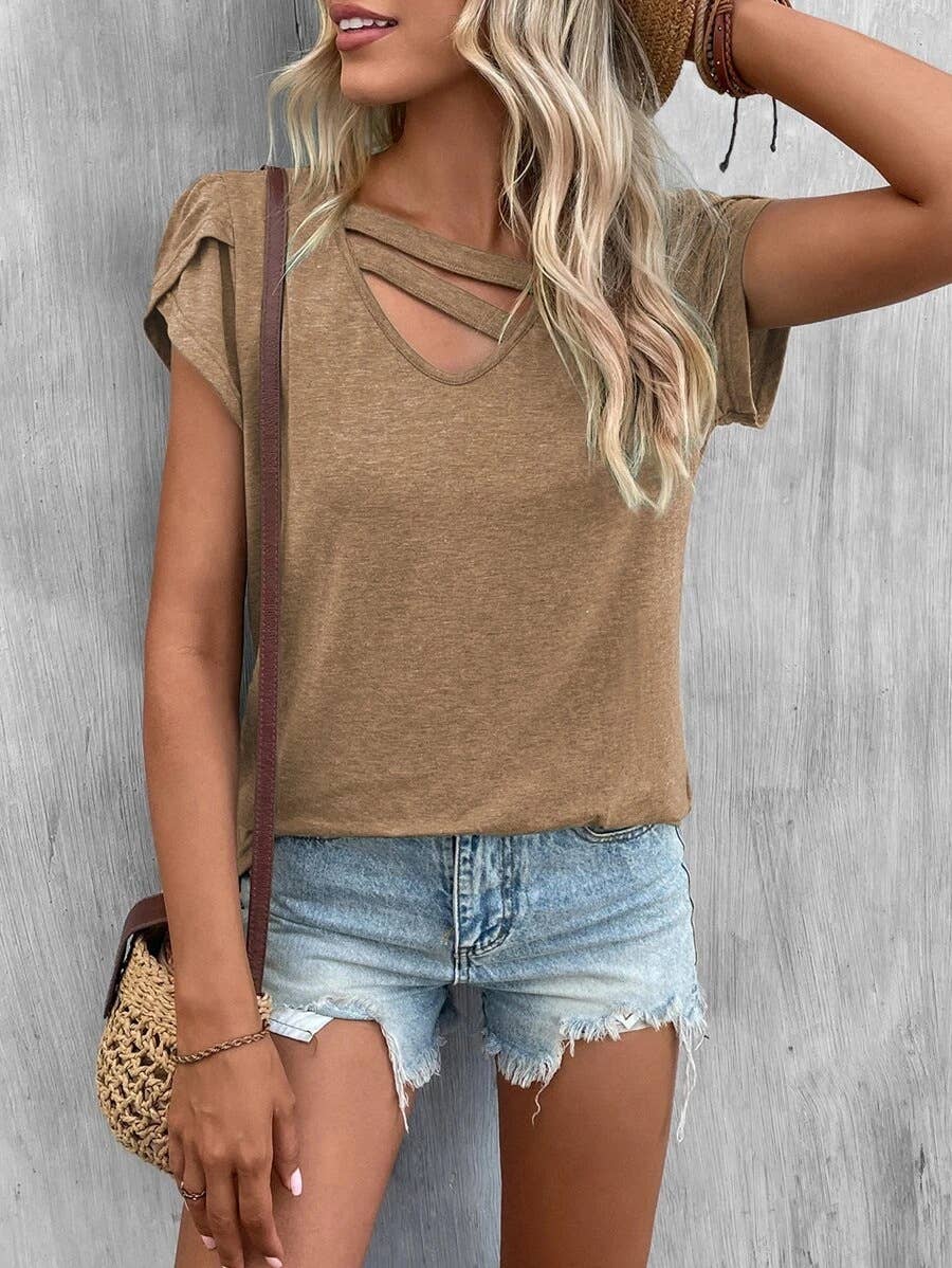 V-NECK LOOSE T-SHIRT WITH SPLICED PETAL SLEEVES