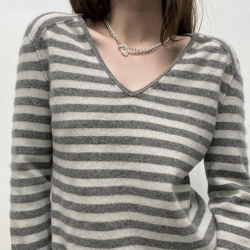 SIMPLE SLOUCHY STRIPED V-NECK SWEATER FOR GIRLS