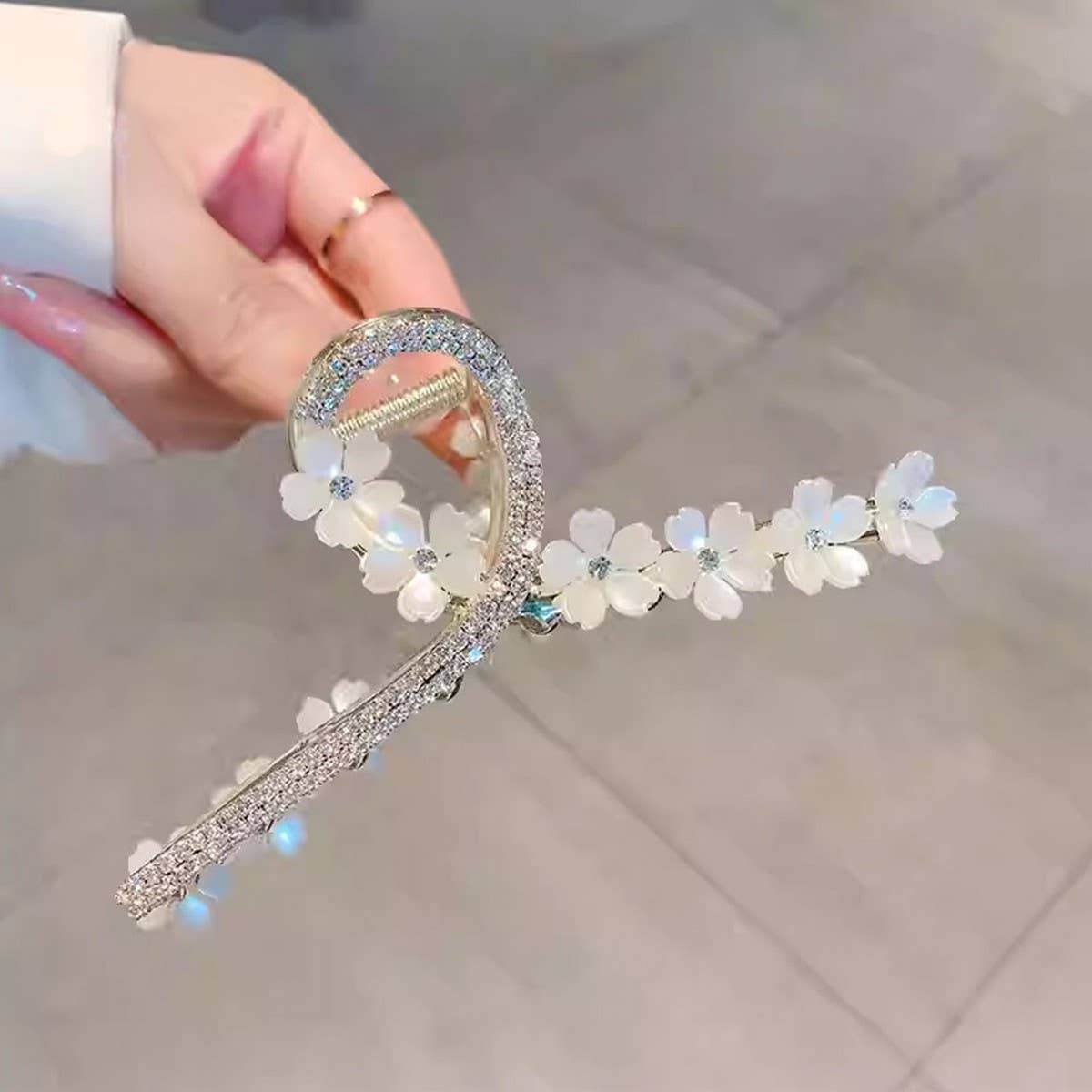 GOLD FLOWER LARGE RHINESTONE CLIP HAIRPIN