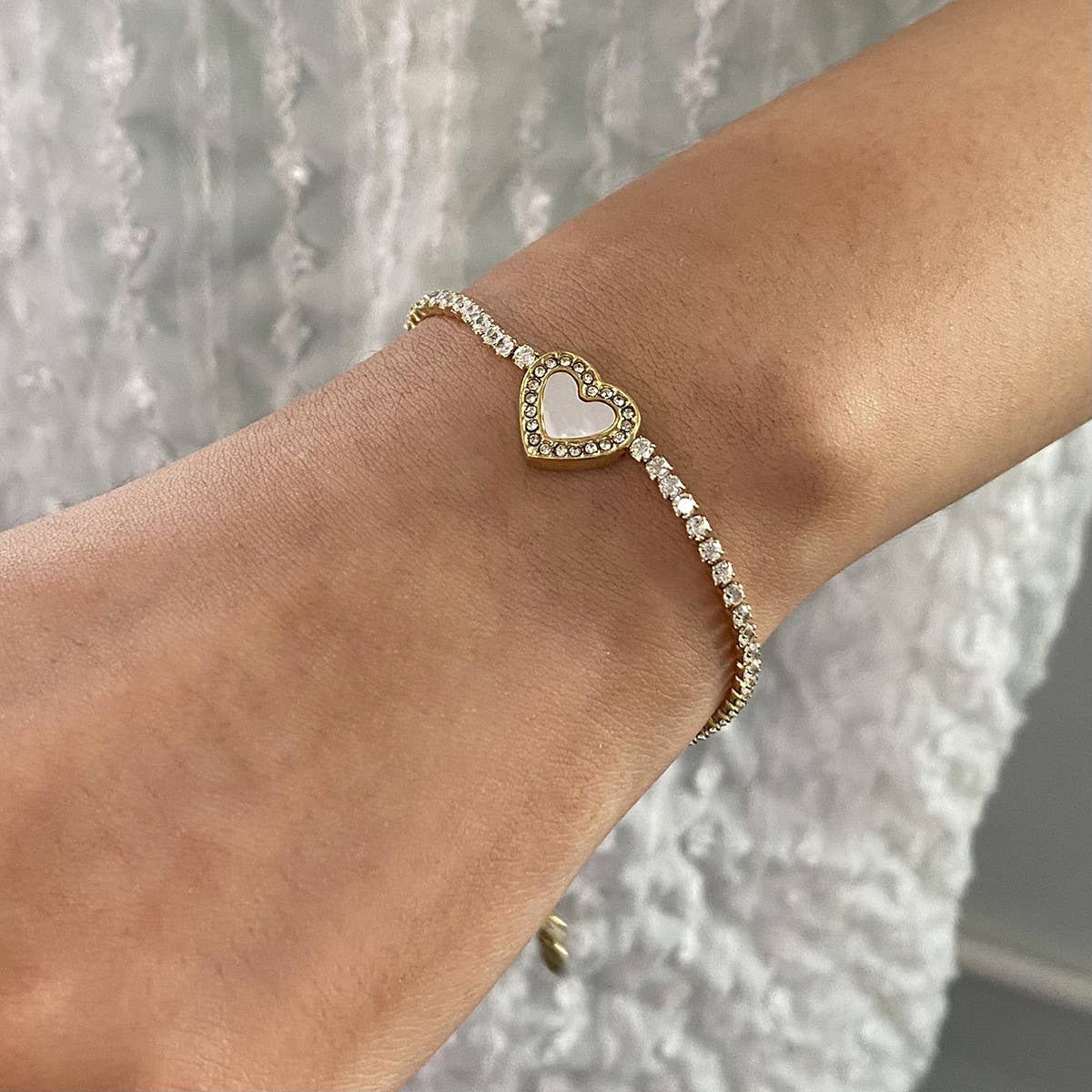 Heart Full-Zircon Bracelet in Titanium Steel