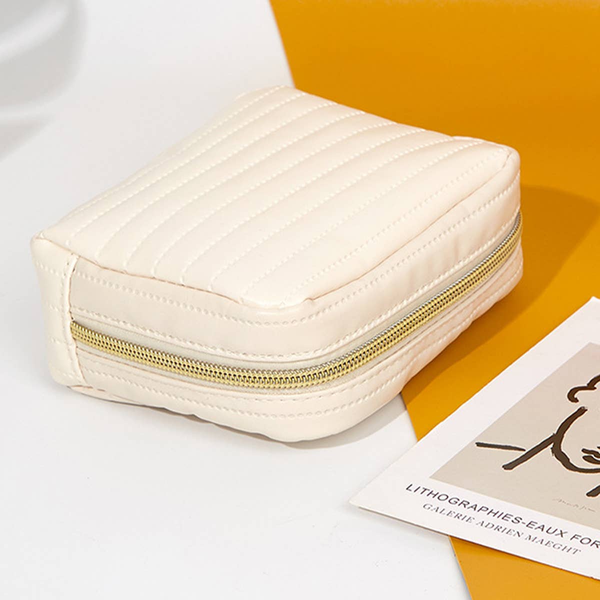 TRAVEL PORTABLE LARGE CAPACITY MAKEUP BAG_CWAB1445