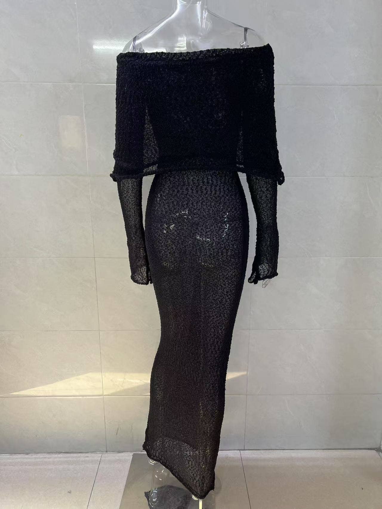 Long-sleeved knitted one-shoulder long dress