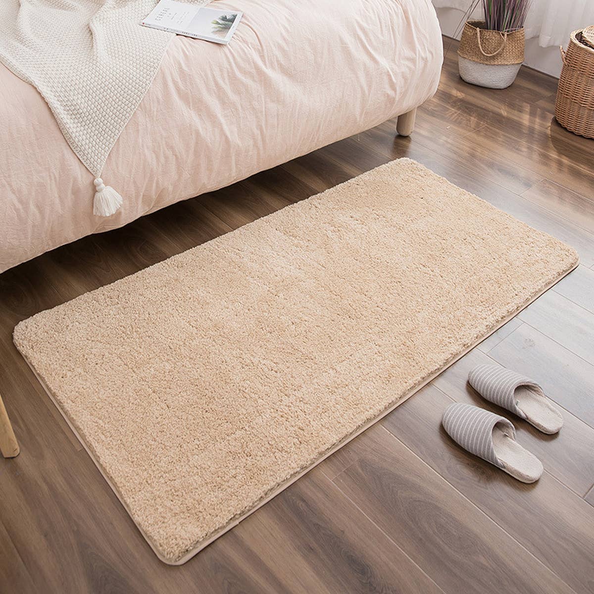 HOME USE ABSORBENT MAT PLUS VELVET BEDSIDE CARPET