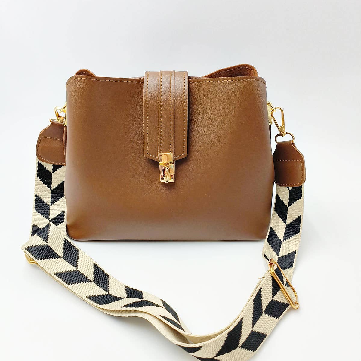 WOMEN RETRO SHOULDER BUCKET BAG_CWAB1552