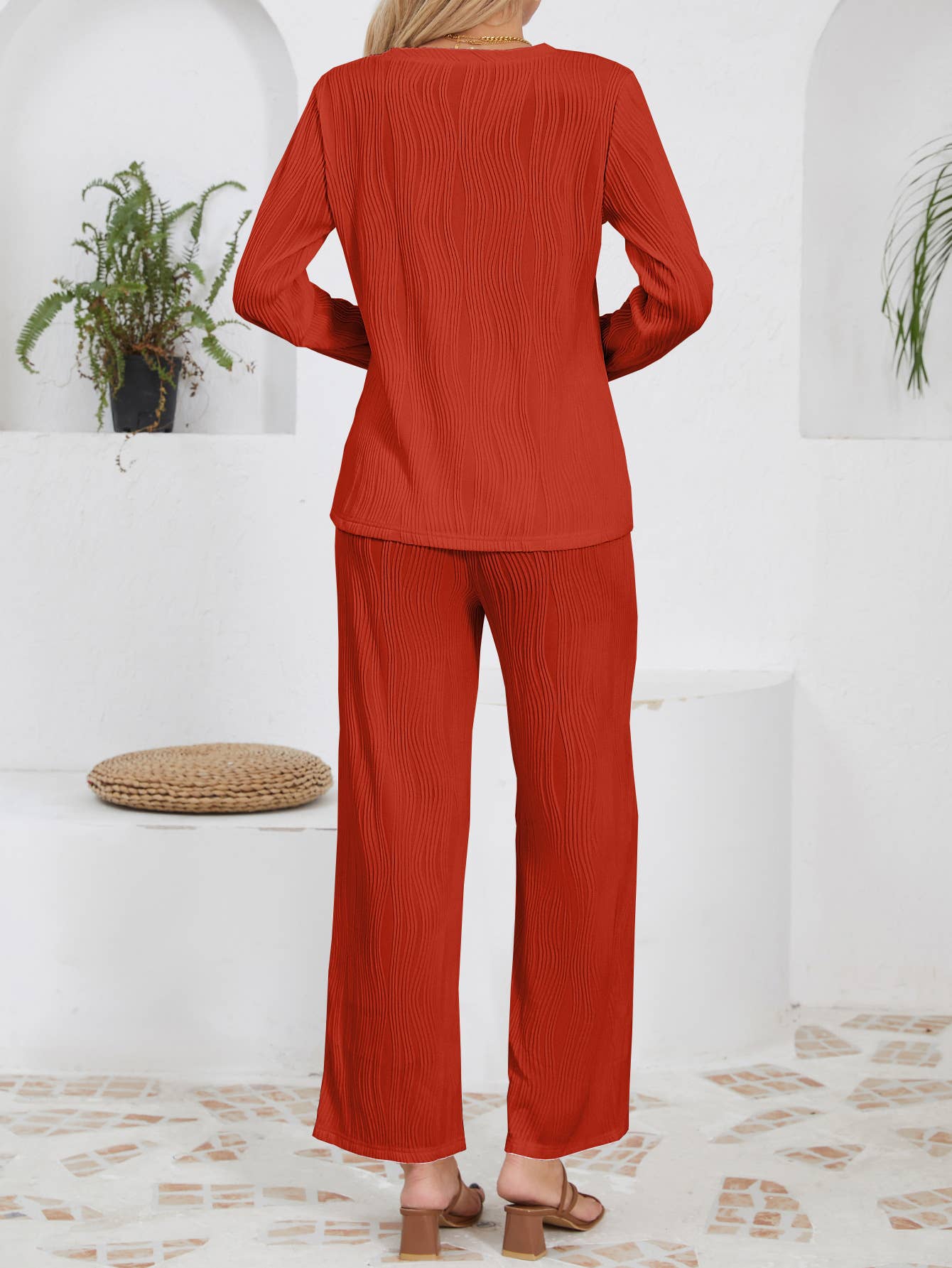 Solid-color knitted jacquard long loose suit