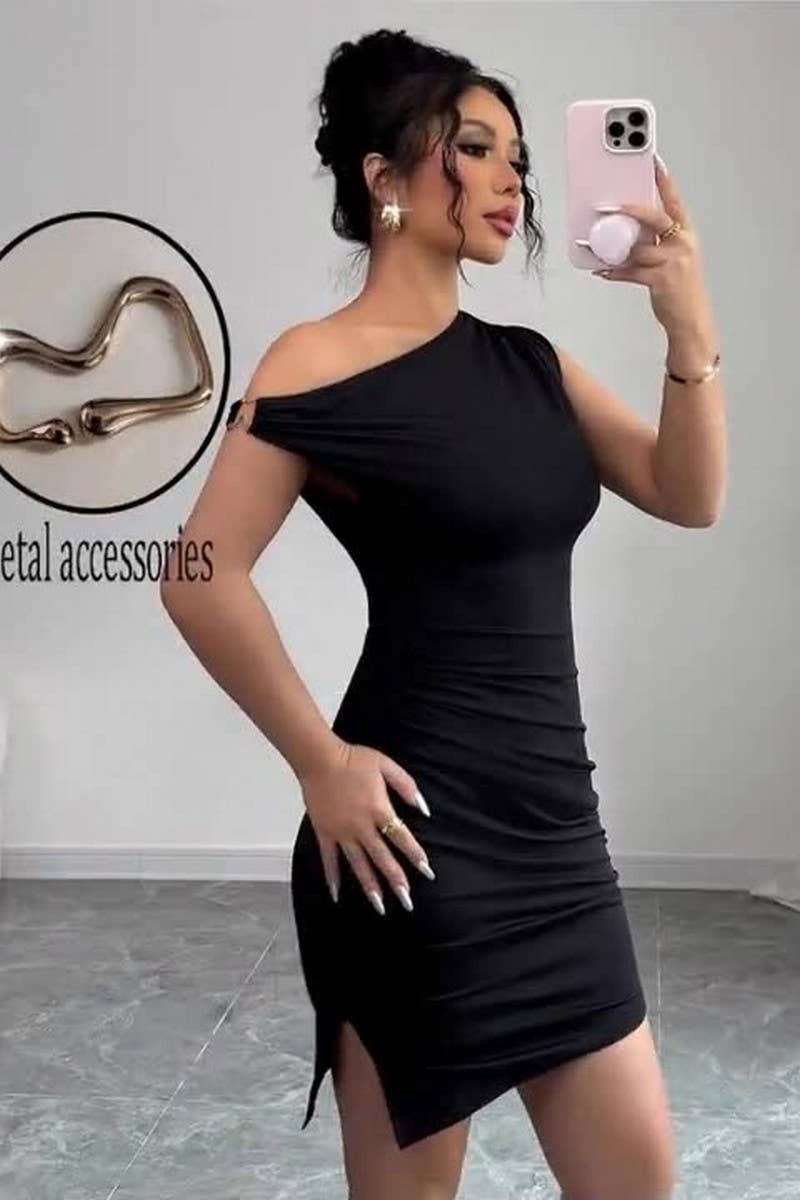 CWDSD8260_SLEEVELESS ASYM NECK RUCHED BODYCON DRESS