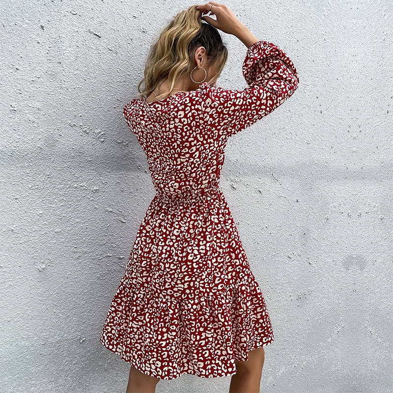 PRINTED SHORT ROUND NECK LONG-SLEEVED DRESS